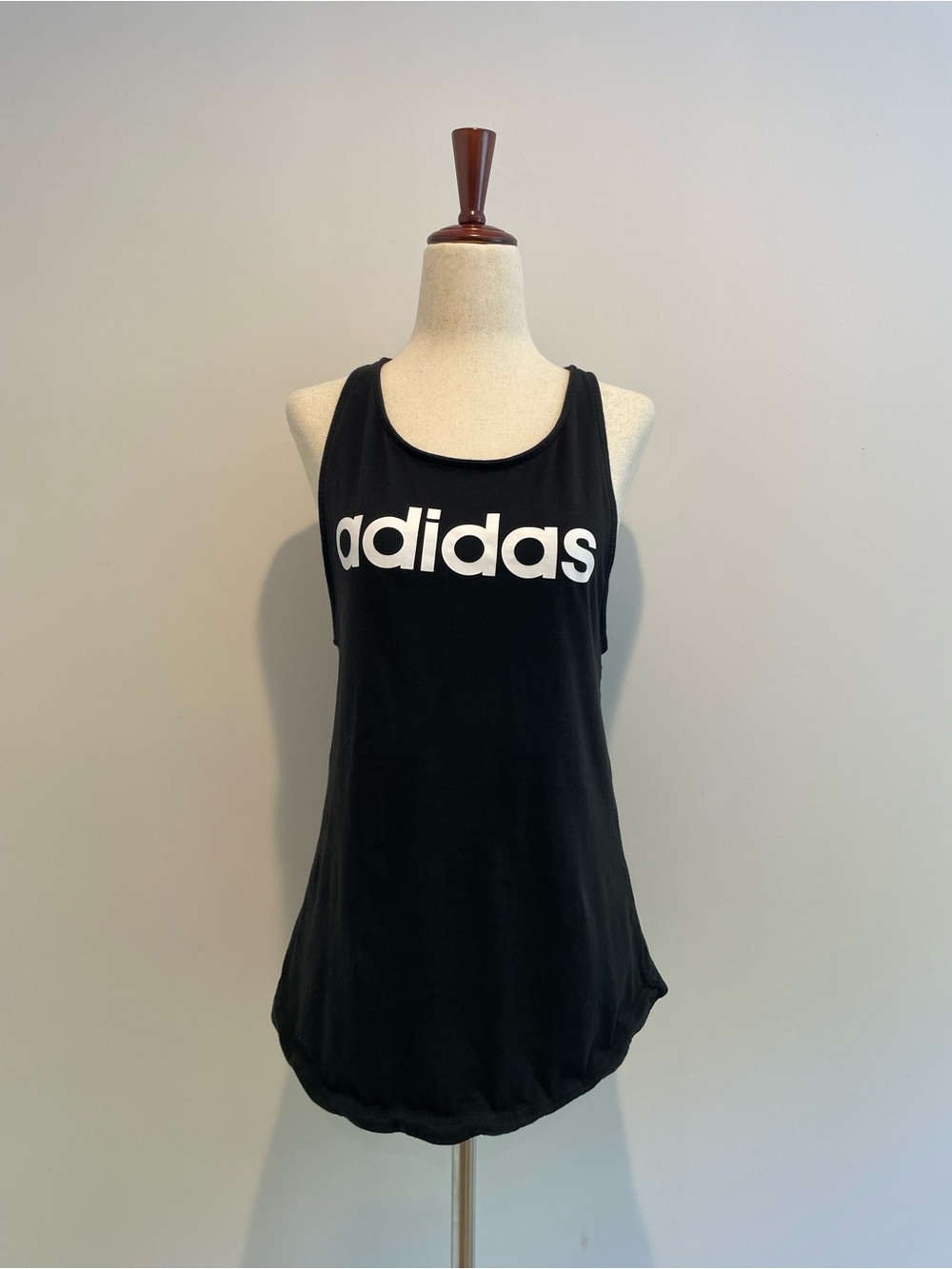 adidas Women's Black Logo Tank Top EUC - size small